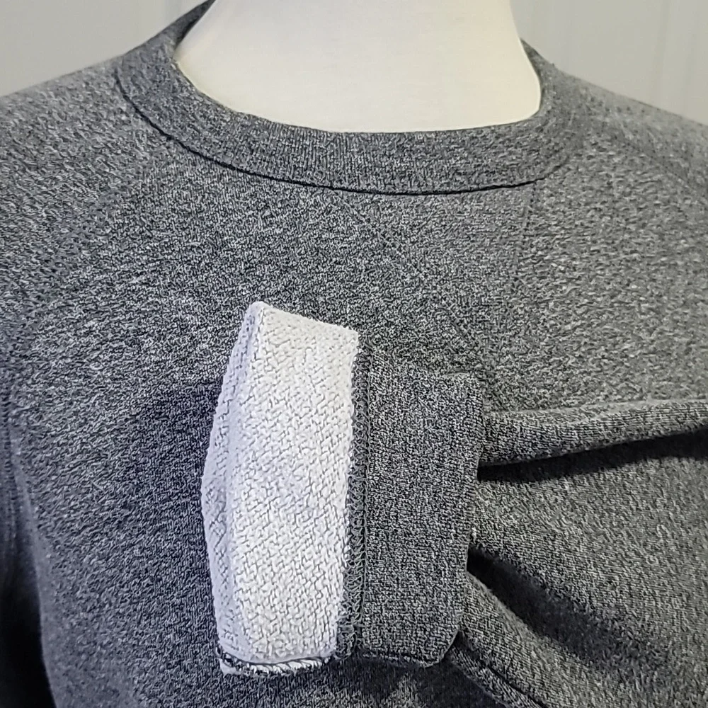 CHAMPION MEDIUM GREY COMFY COZY ATHLETIC APPAREL CREWNECK PULLOVER SWEATSHIRT - Picture 11 of 16